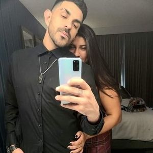 Meet your Posher, Gloria